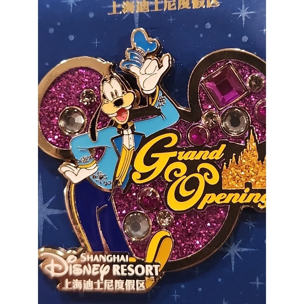 Disney Pin Goofy Shanghai Resort Grand Opening SDR Chinese Coat On Card‎ 121118